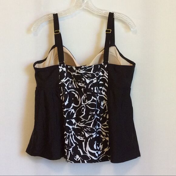 AVA & VIV BLack & White Swim Top Size 20W - Picture 3 of 7